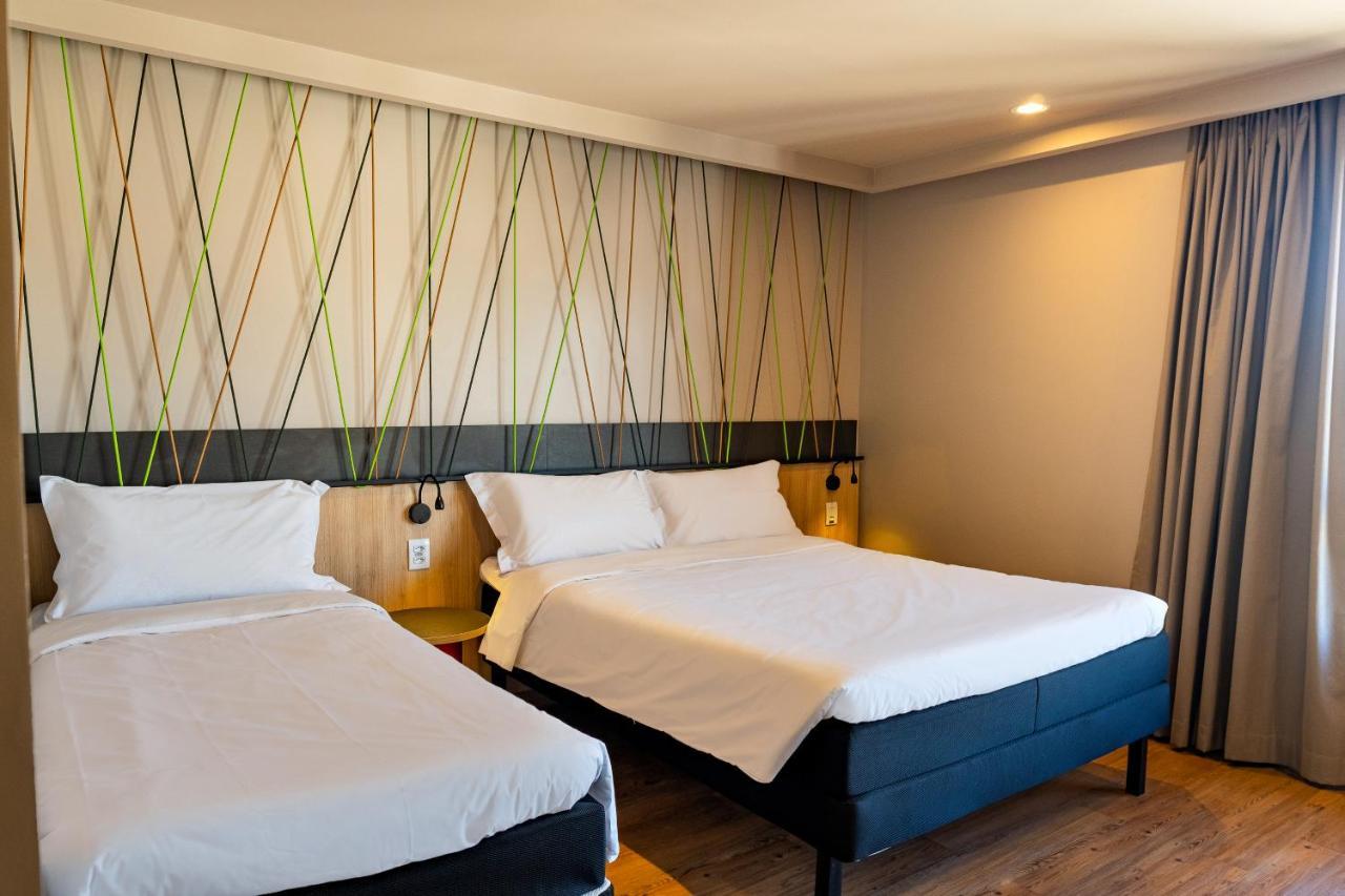 Ibis Styles Porto Alegre Moinhos De Vento Hotel Bagian luar foto