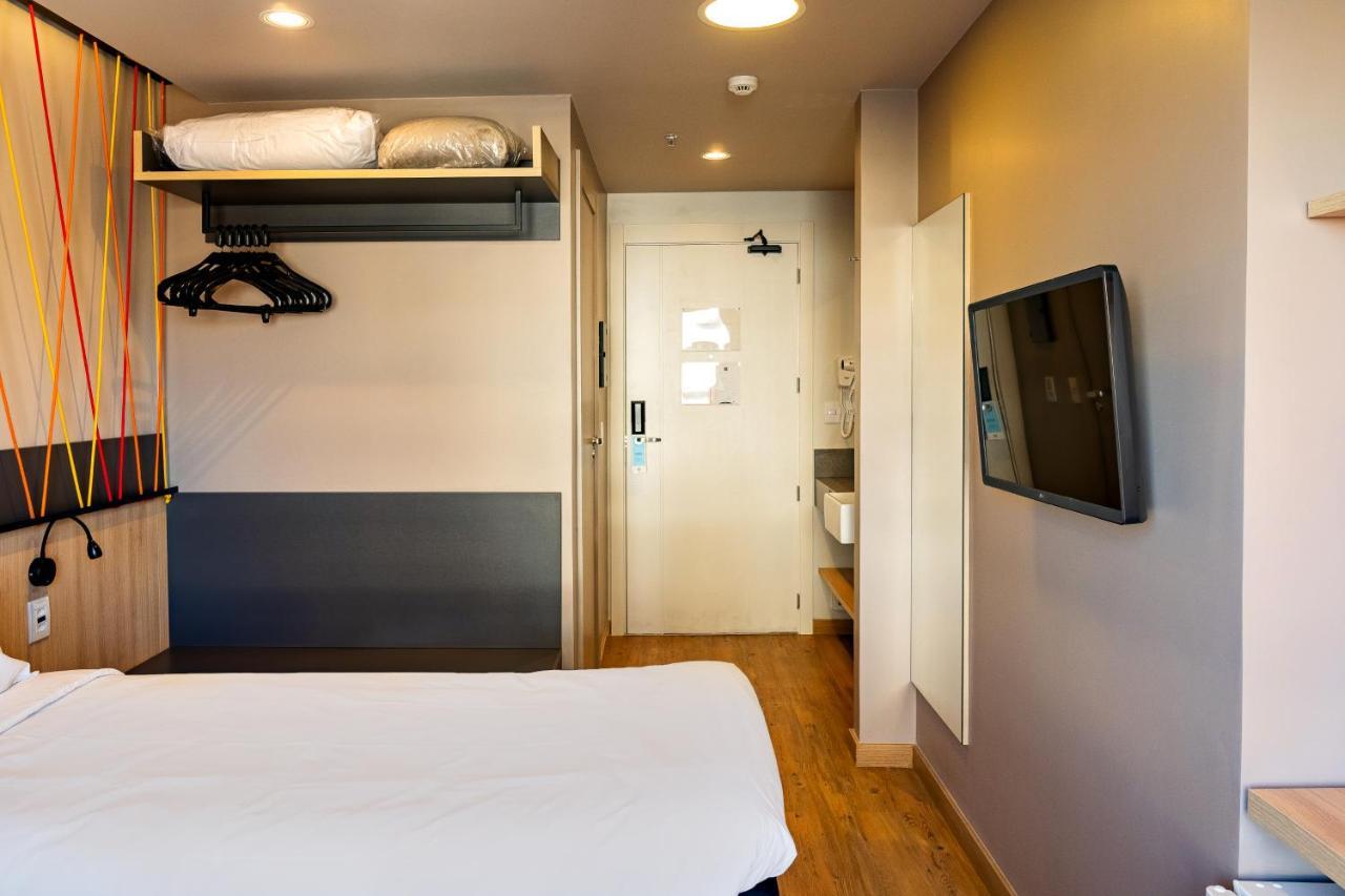 Ibis Styles Porto Alegre Moinhos De Vento Hotel Bagian luar foto
