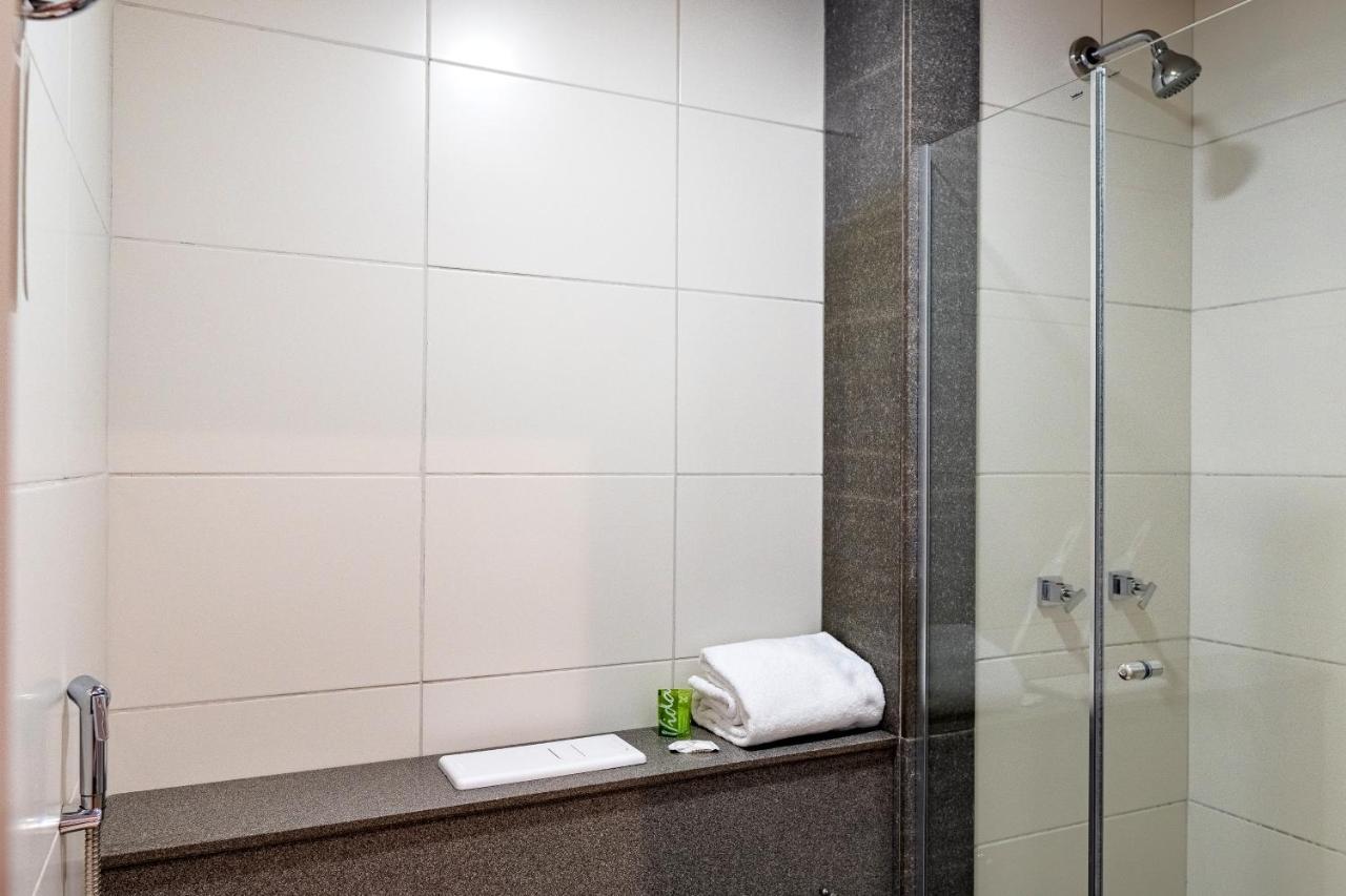 Ibis Styles Porto Alegre Moinhos De Vento Hotel Bagian luar foto