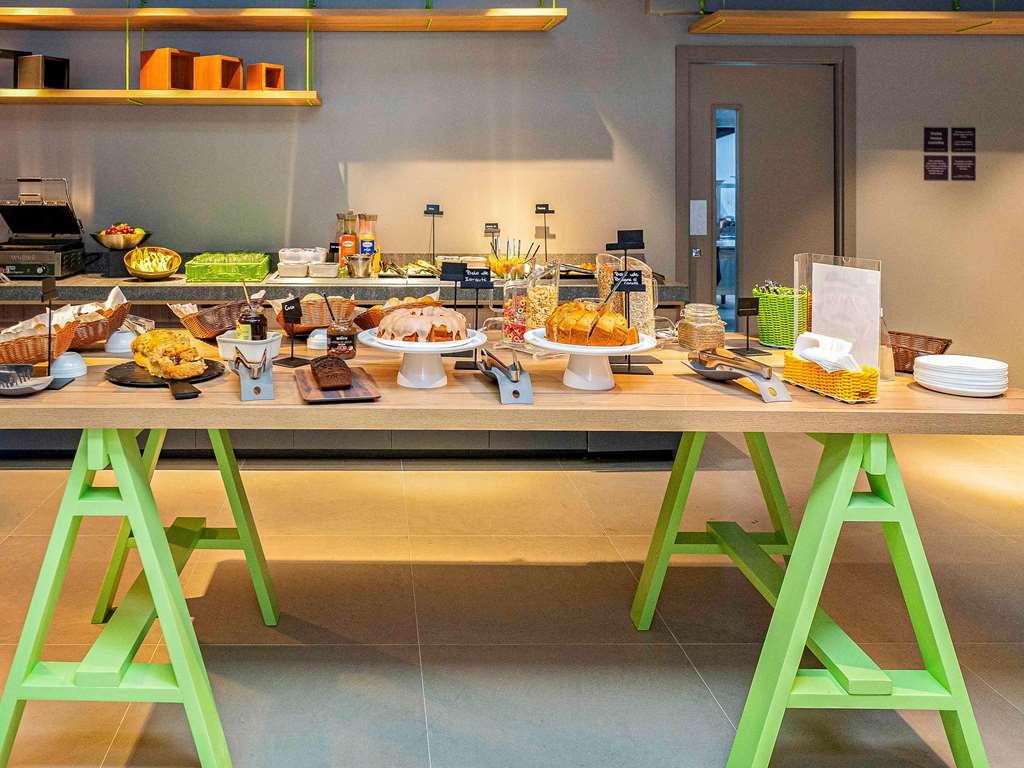 Ibis Styles Porto Alegre Moinhos De Vento Hotel Restoran foto